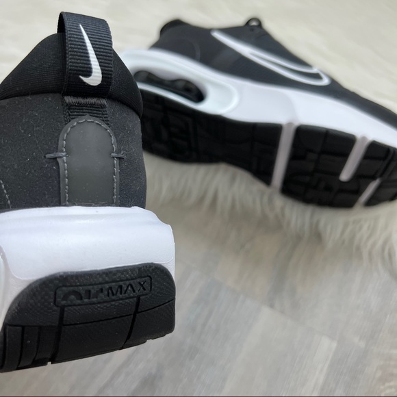 NWT Nike Air Max Intrlk Women’s Shoes - Picture 7 of 8